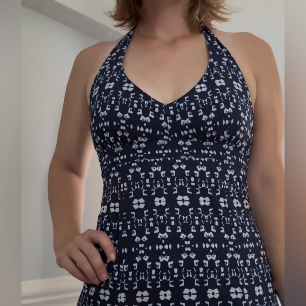 Athleta pack everywhere dress - Picture 4 of 11